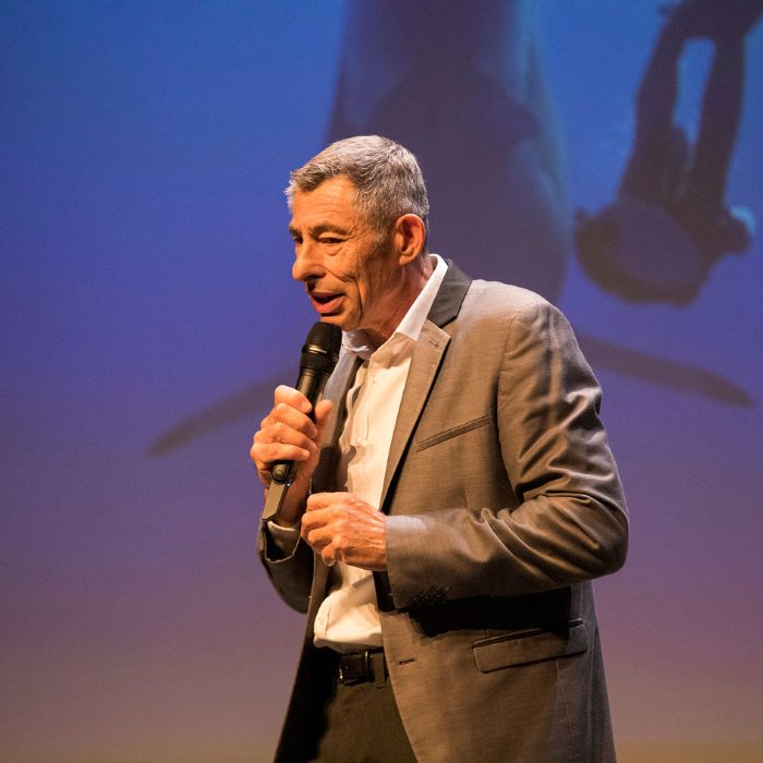 DÉDICACE DE FRANÇOIS SARANO 